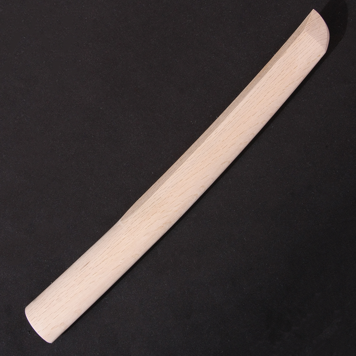 Akamu - White Oak Weapon Set