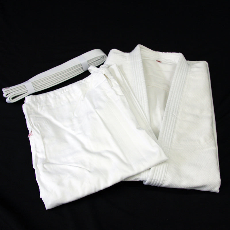 Mitsuboshi J-210 Judo Uniform Set and Belt