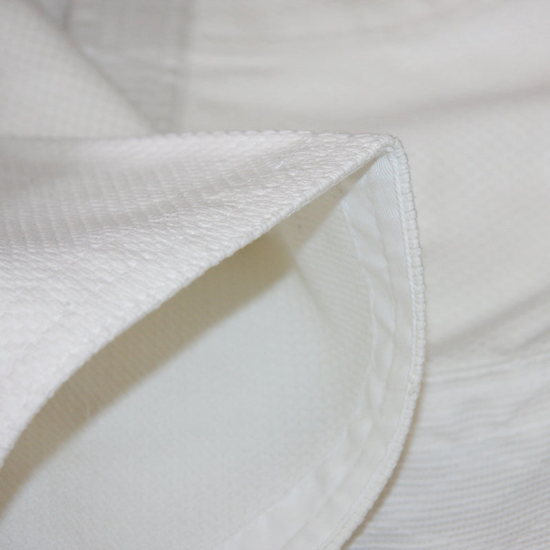 Mitsuboshi J-210 Judo Uniform Set and Belt