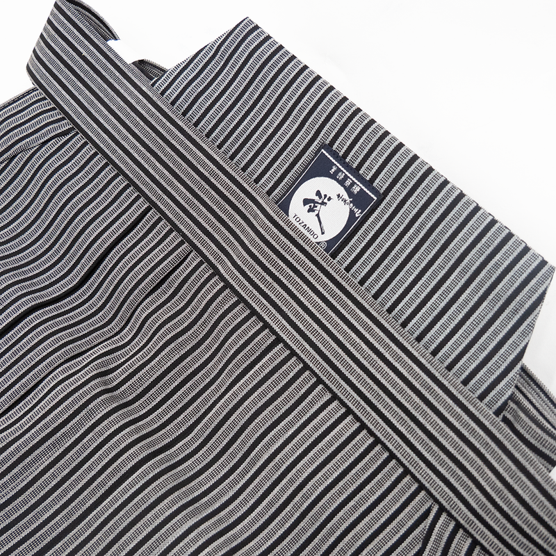 In-Stock OUTLET Nishijin Embu Hakama - Size 22