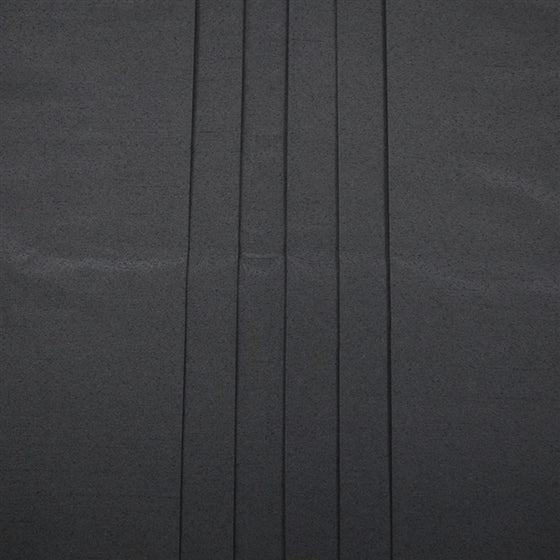 Close-up of the pleats on the front of the hakama.