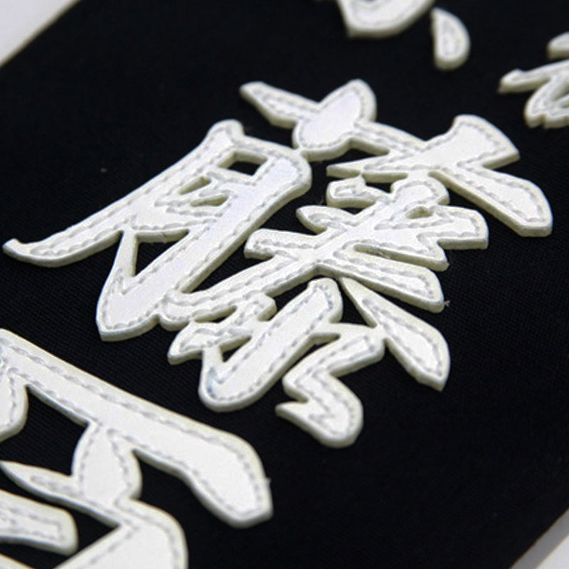 Close-up of the clarino synthetic leather on the zekken.
