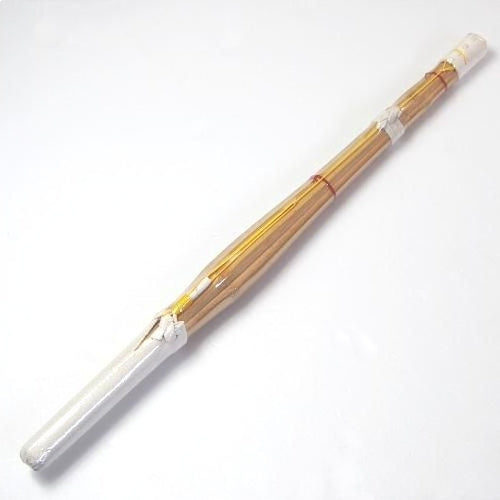 Full view of the shoto shinai.