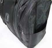 Close-up of the side outer pocket.