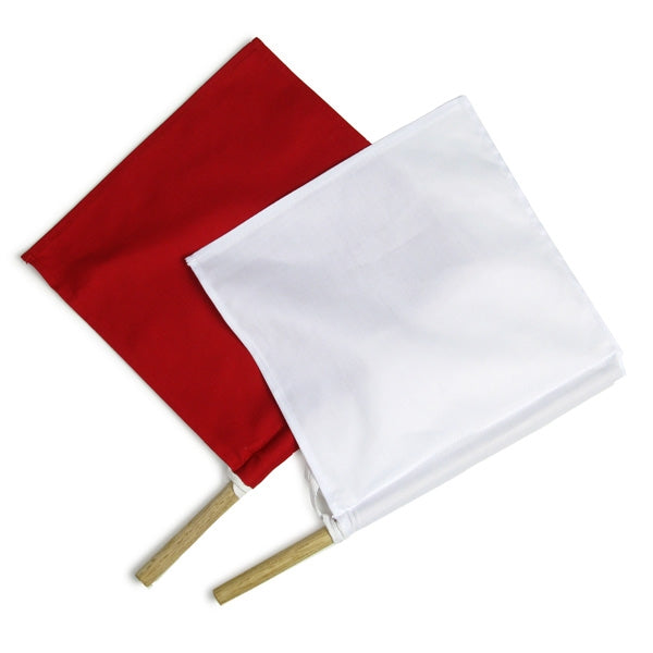 Full view of both red and white shinpanki.