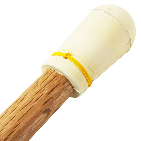 View of the rubber tip attached to a mokuju with a yellow shinai tsuru.