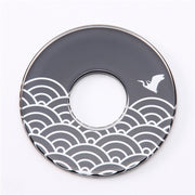 The namichidori design in white.
