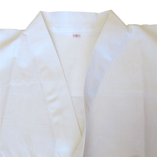 White collar close-up.