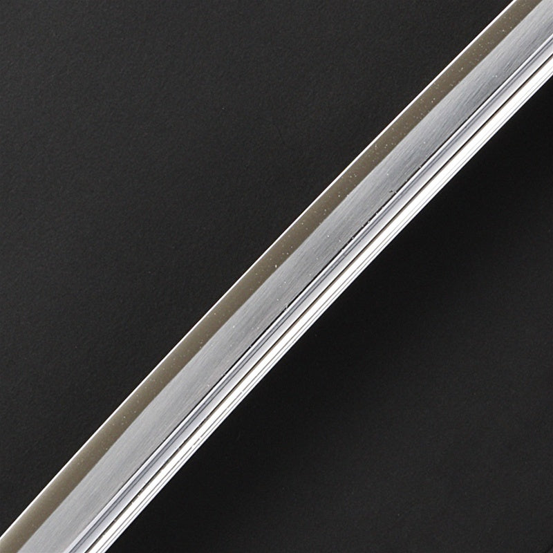 Close-up of the blade.