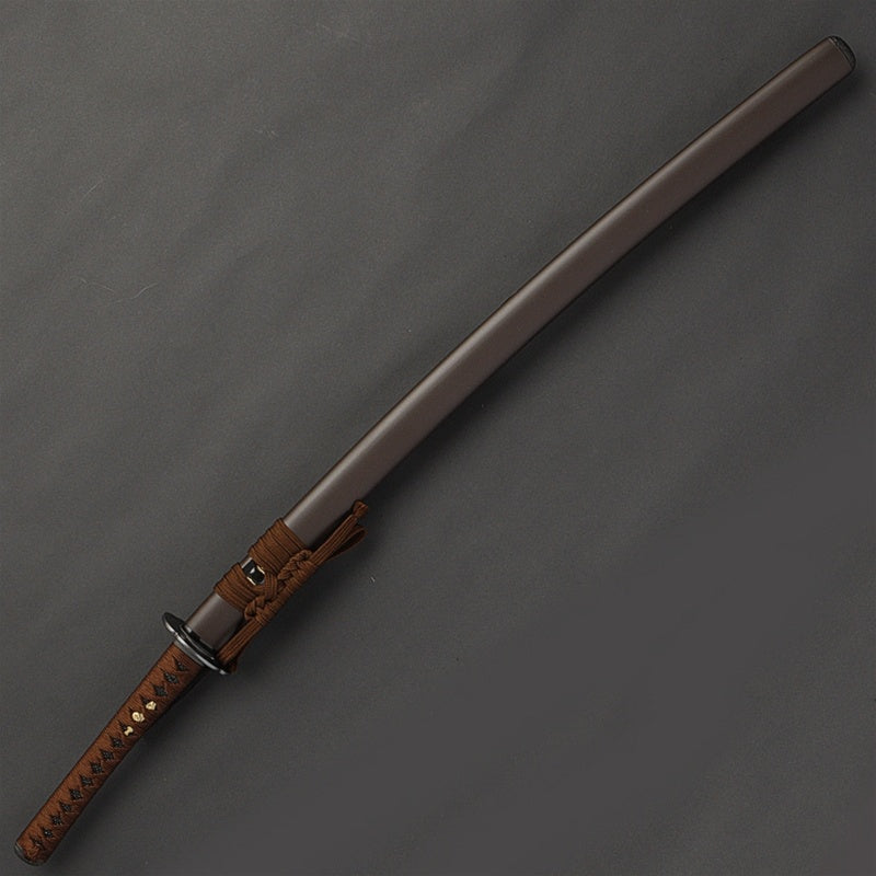 The iaito inside its hon chaishime saya.