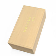 The paulownia box that contains the whole kit.