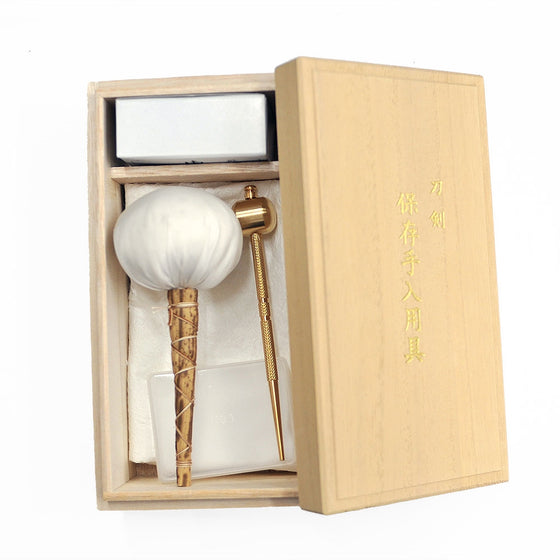 View of the kit inside the box.