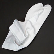 Alternative view of the white budo tabi.