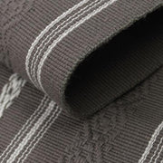 Close-up of the grey obi's hem.
