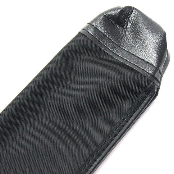 The tip is reinforced with clarino synthetic leather.