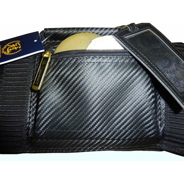 Close-up of the outer pocket of the shinai bag.