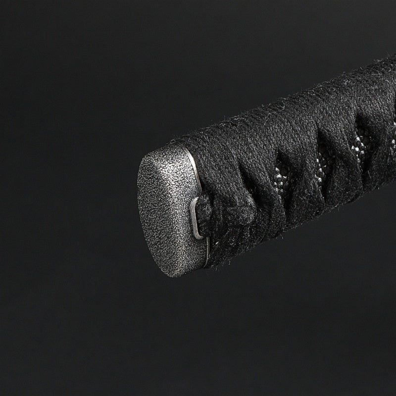 Close-up of the ishime style tsuka kashira.