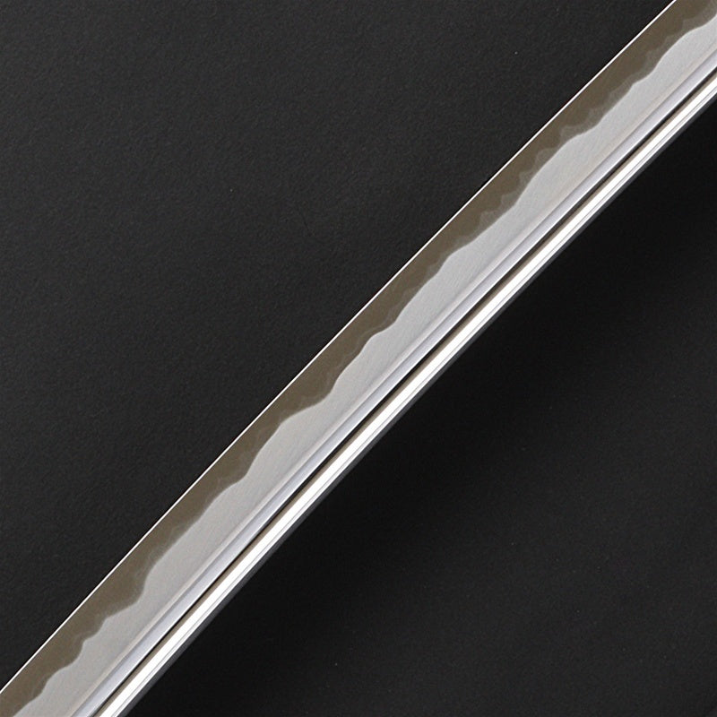 Close-up of the blade and the hamon.