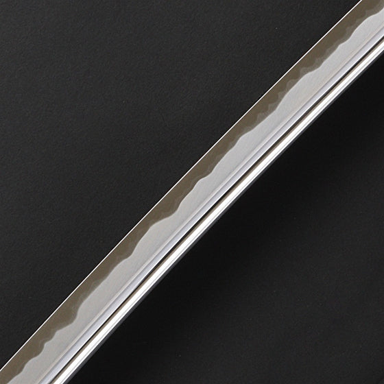 Close-up of the blade and the hamon.
