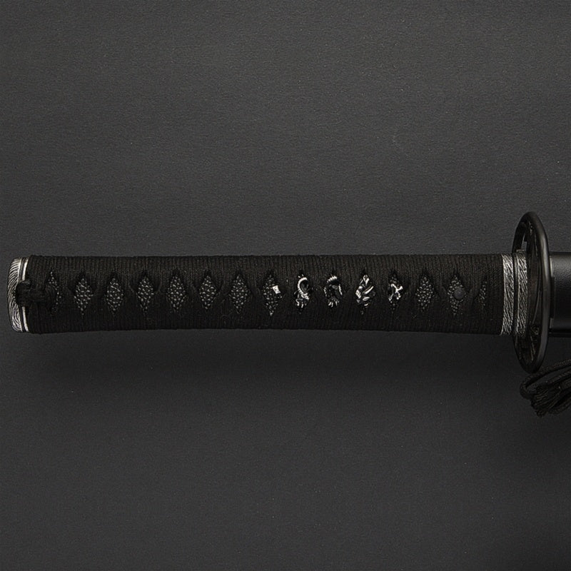Full view of the tsuka.