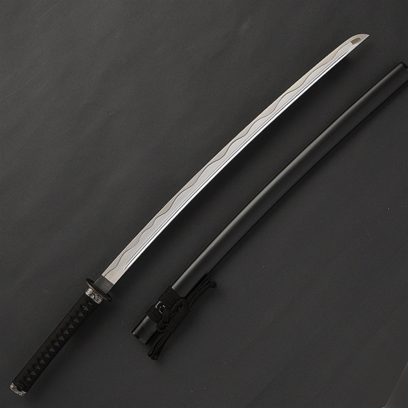 The iaito next to its saya.