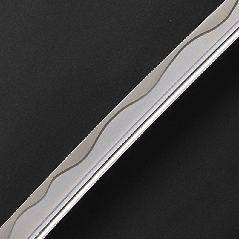 Close-up of the hamon.