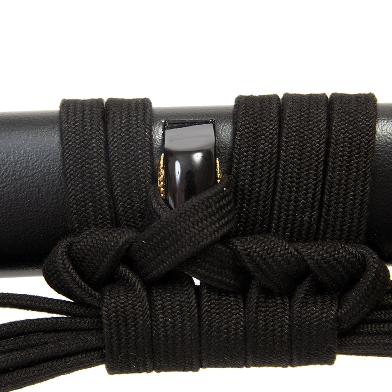 close-up of the saya's kurigata and sageo.