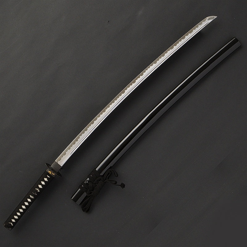 Full view of the iaito outside of its saya.