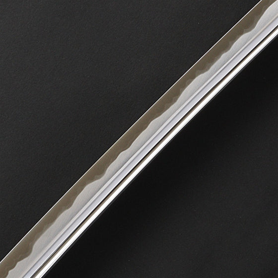 Close-up of the hamon.