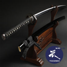  Full view of the iaito out of the saya, on a rack.