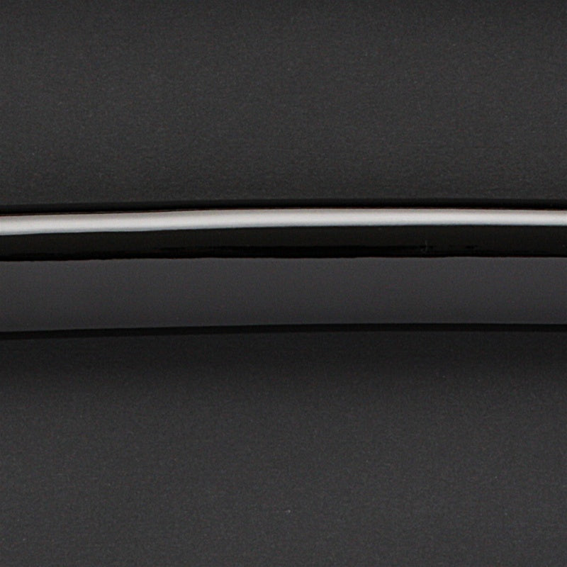 Close-up of the gloss black kuroro saya.