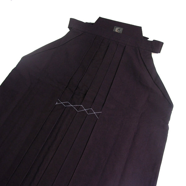 Pleats and upper part view.