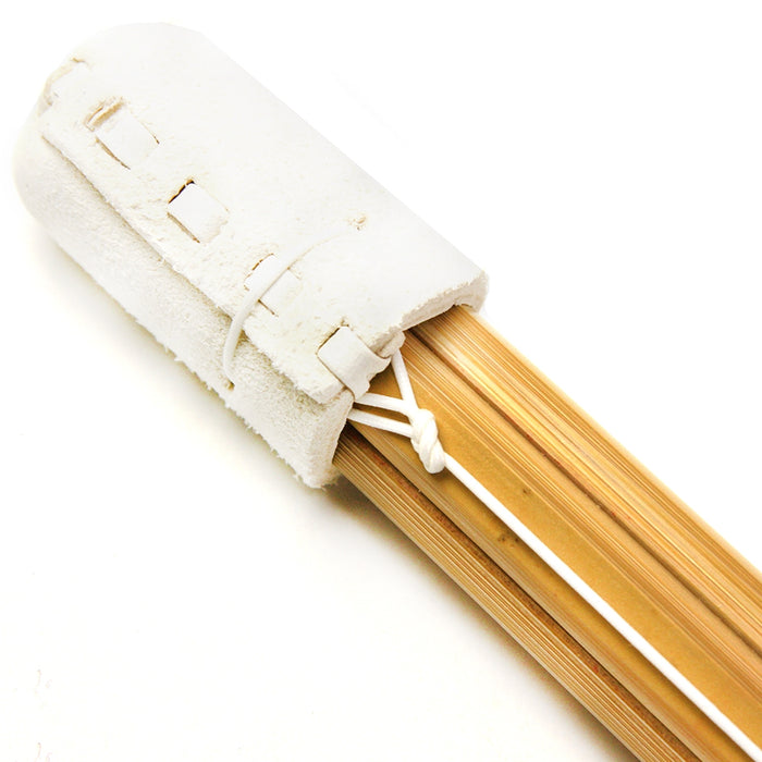 Qanday qilib ular mini yubkadagi yoqimli qizni sikishdi Shearling kiygan qizning porno video