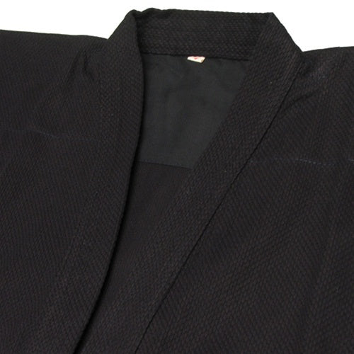 Collar close-up.