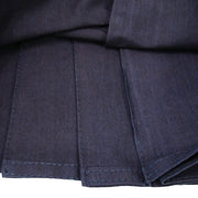 Bottom hem close-up.