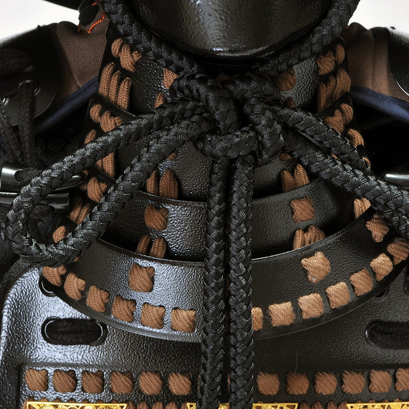 Momo-nari Dai-wakitate Kabuto Nimaido Gusoku Yoroi Armor