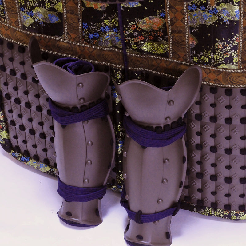 Deluxe Mitsu-kuwagata Maedate Kabuto Okegawa Nimaido Gusoku Yoroi