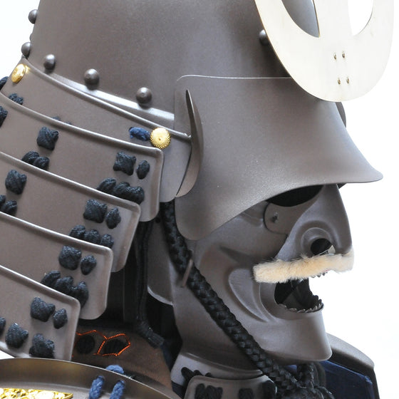 Deluxe Mitsu-kuwagata Maedate Kabuto Okegawa Nimaido Gusoku Yoroi