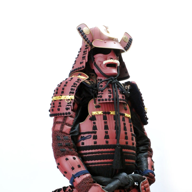 Premium Mitsu-kuwagata Maedate 16-ken Suji Kabuto Iyozane Nimaido Gusoku Yoroi