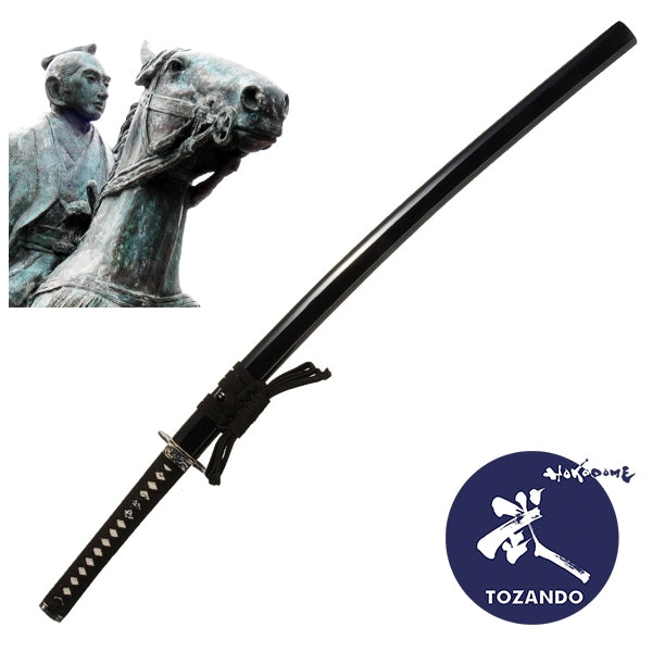 Full view of the iaito with the saya and the picture of Rowdy Shogun