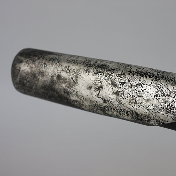 Close-up of the tip of the saya