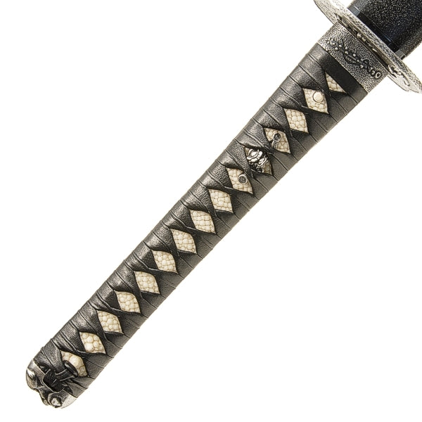 Close-up of the Tsuka