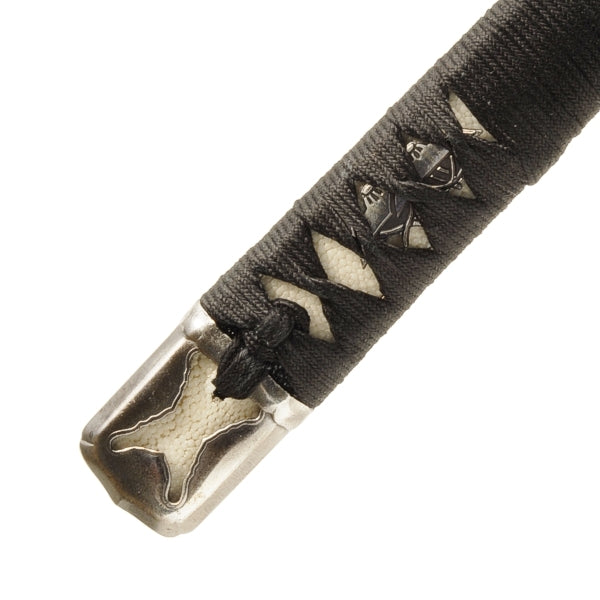 Close-up of the Tsuka and kashira