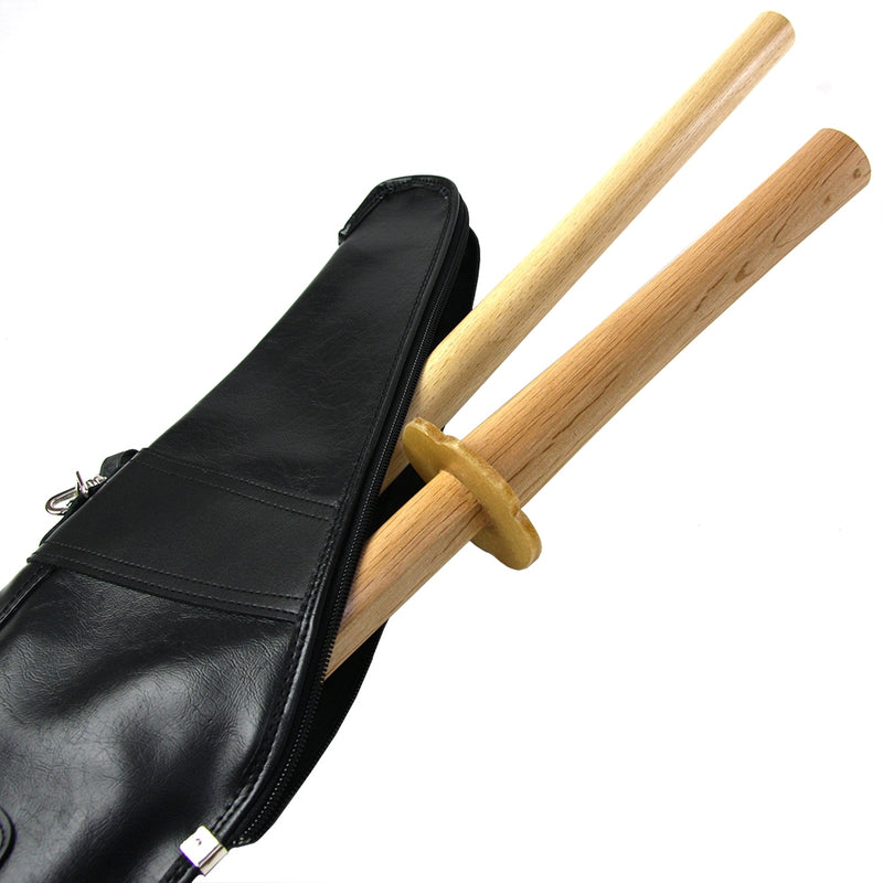 The top opening of the bag showing both jo and bokuto being inserted.