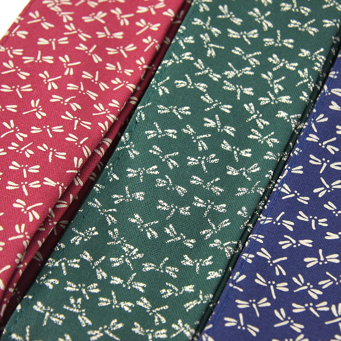 Close-up of the three color fabrics.