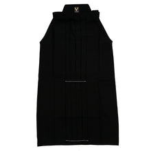  Front view, unworn.