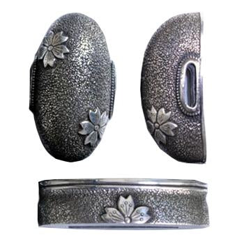 Silver sakura higo fittings.