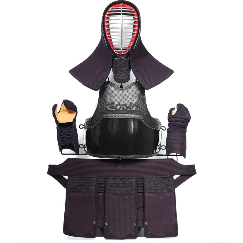 Full view of the whole bogu set.