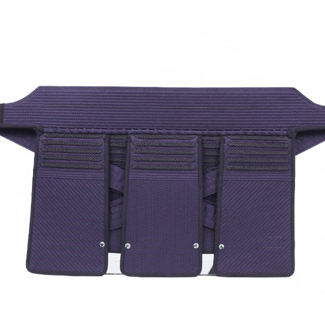Full view of the tare from the front.