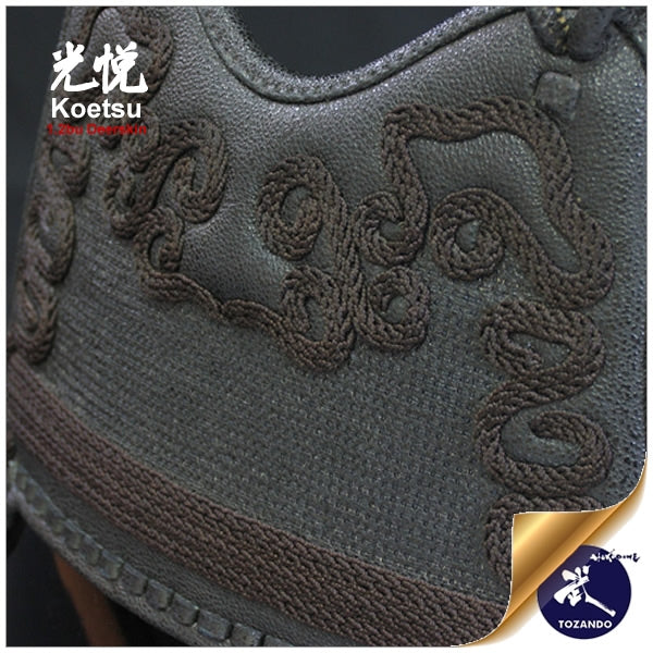Alternative angle of the koetsu mune.